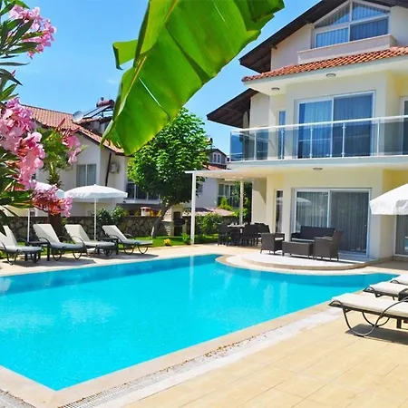 Villa Valley 9